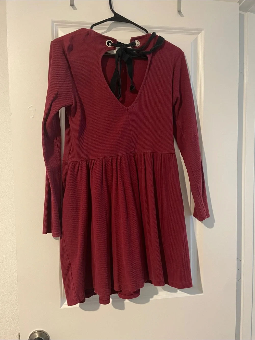 Topshop Burgundy Long-Sleeve Ribbed Skater Dress - Picture 3 of 3